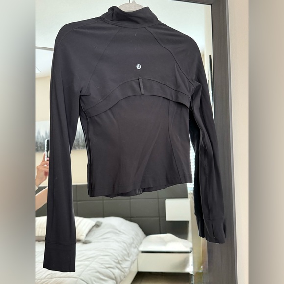 Lululemon Nulu Cropped Define Jacket - Picture 2 of 2